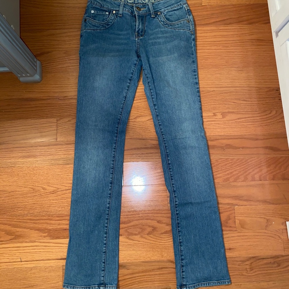 Delia’s jeans